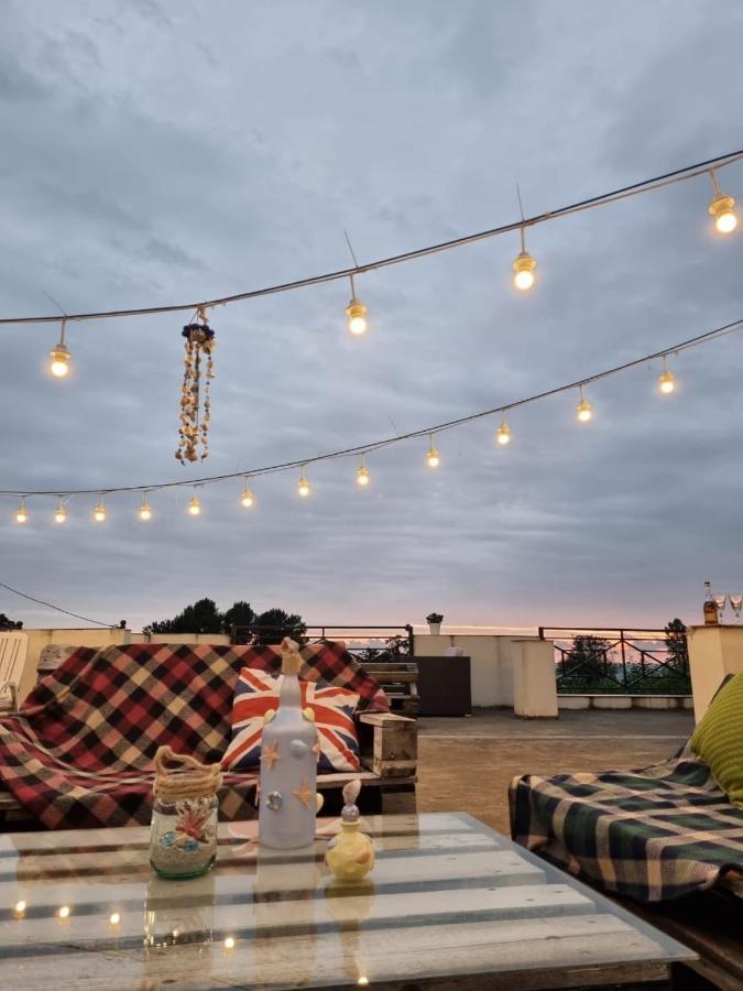 Wonderland Hotel Chakvi Bagian luar foto