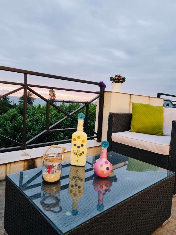 Wonderland Hotel Chakvi Bagian luar foto