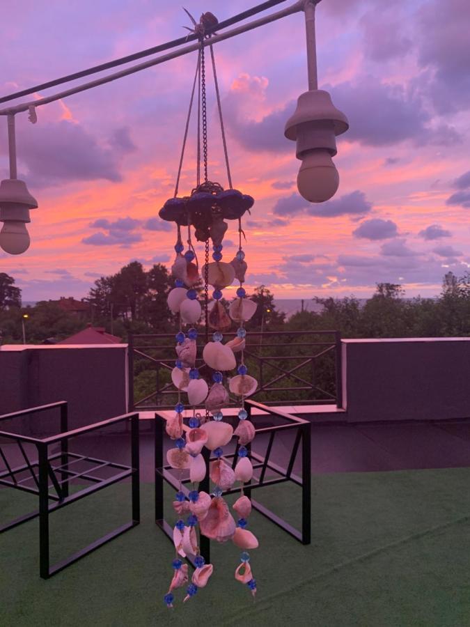 Wonderland Hotel Chakvi Bagian luar foto