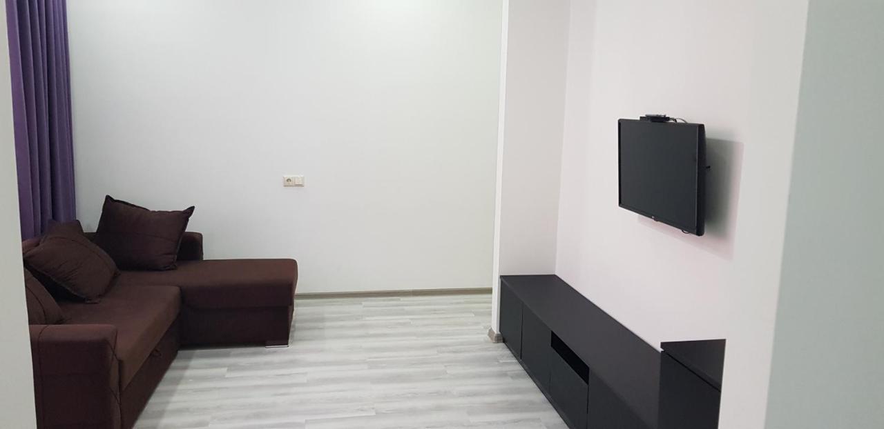Wonderland Hotel Chakvi Bagian luar foto