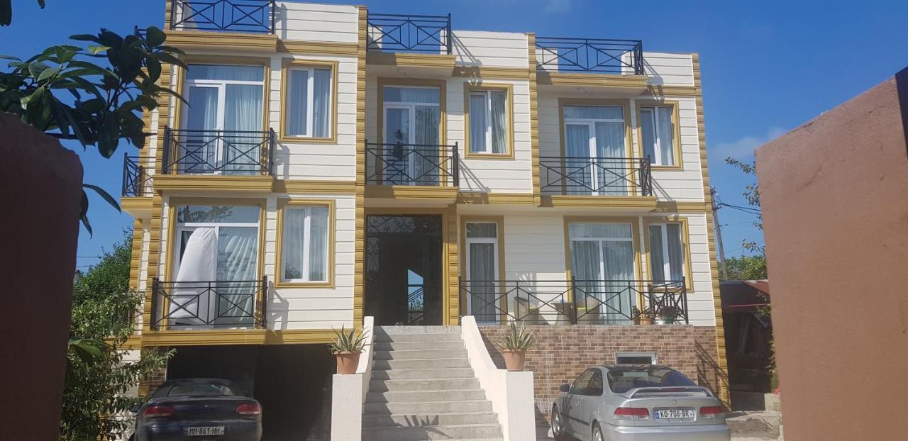 Wonderland Hotel Chakvi Bagian luar foto