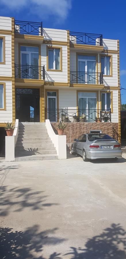 Wonderland Hotel Chakvi Bagian luar foto